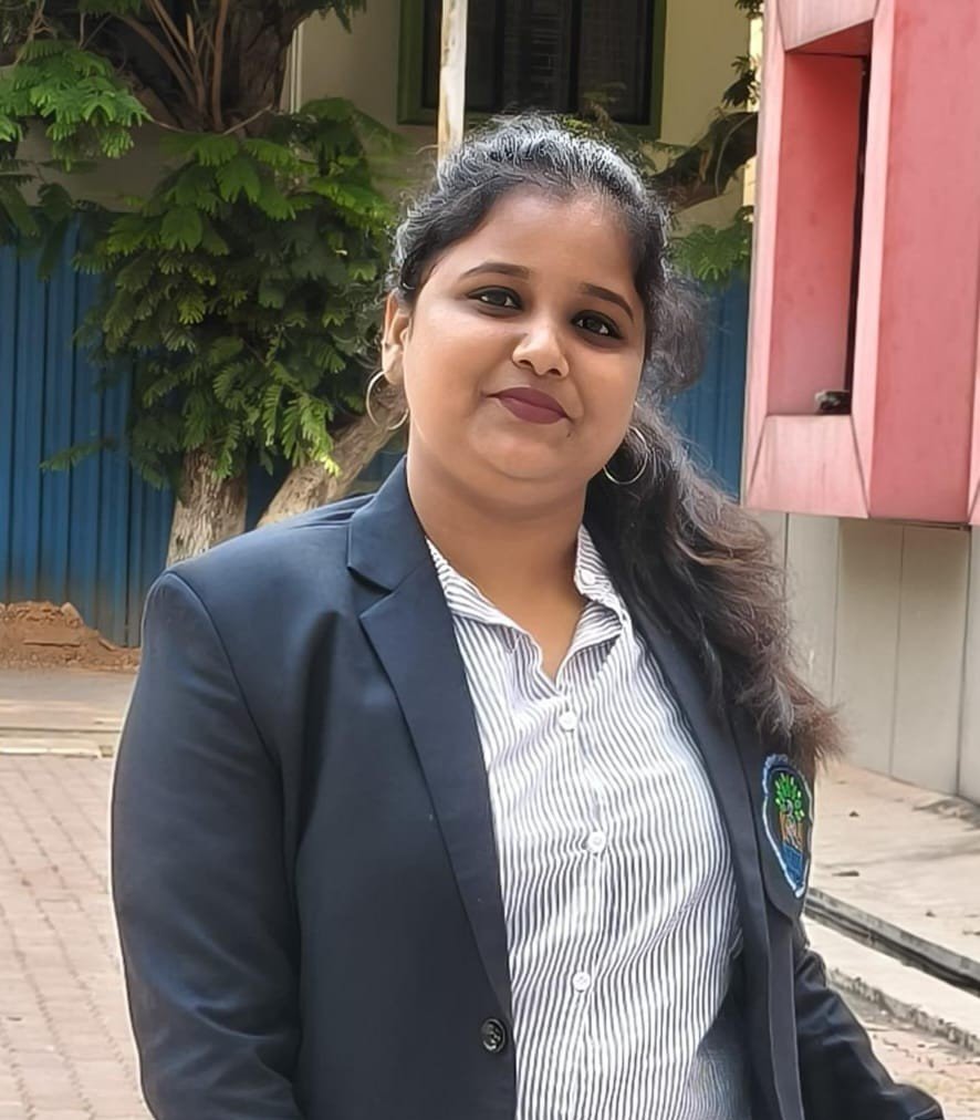 Vinodhini V